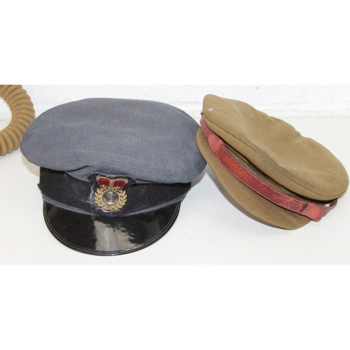 Qty of assorted military related caps, hats and other pieces to inc an ...