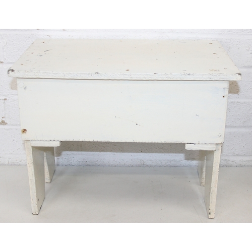 100 - Two vintage wooden stools, one painted white, the largest 42cm x 25cm x 32cm [2]