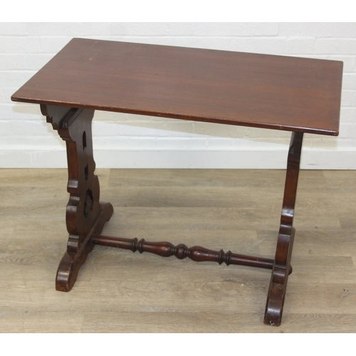 168 - An antique mahogany hall table with fancy legs and turned stretcher, 91cm x 51cm x 71cm