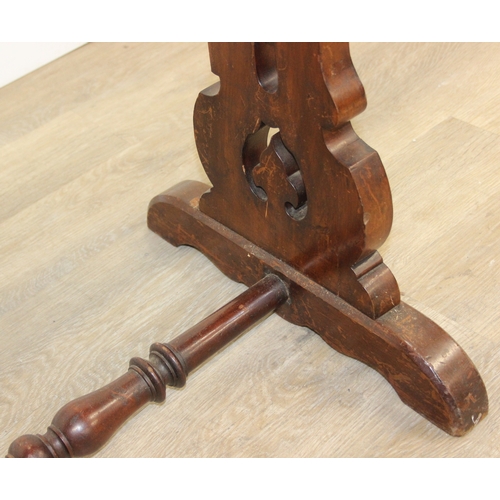 168 - An antique mahogany hall table with fancy legs and turned stretcher, 91cm x 51cm x 71cm