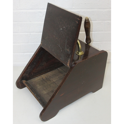 209 - An antique mahogany coal scuttle with polished brass fittings and shovel, 30cm wide x 44cm deep