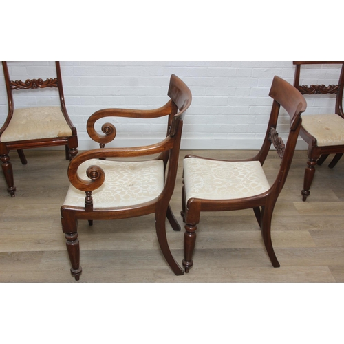 80 - A set of six Regency period mahogany dining chairs in the manner of Gillows, the set comprising of t... 