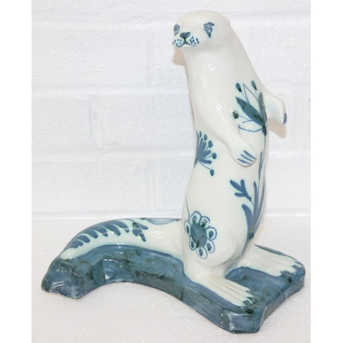 David Sharpe for Rye Pottery, A large table lamp in the form of a goose ...
