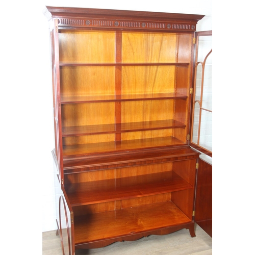 21 - William Tillman Furniture - a superb quality modern Georgian style display cabinet with glazed doors... 