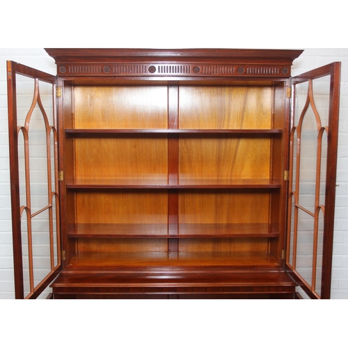 21 - William Tillman Furniture - a superb quality modern Georgian style display cabinet with glazed doors... 