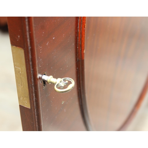 21 - William Tillman Furniture - a superb quality modern Georgian style display cabinet with glazed doors... 