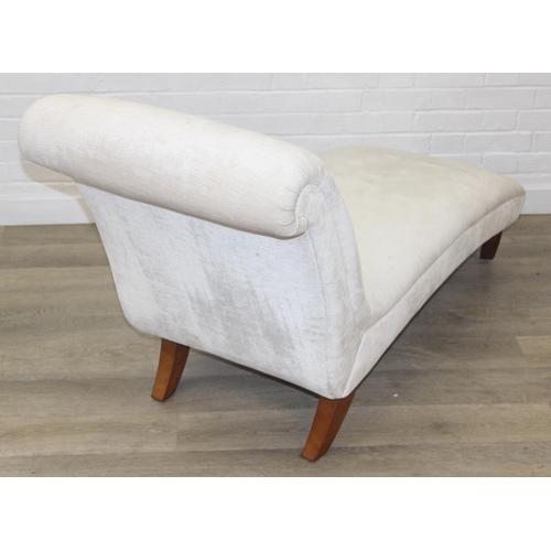 194 - Modern Chaises Longue with white button upholstery and wooden legs, 148cm x 64cm x 82cm...