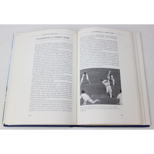 530 - Autographs; Cricketers - Books about cricket, with approximately 40 autographs, mostly cricketers, t... 