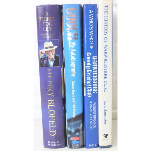 530 - Autographs; Cricketers - Books about cricket, with approximately 40 autographs, mostly cricketers, t... 
