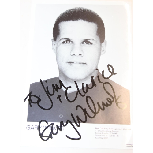 529 - Autographs; Actors - British stage and screen star signed publicity photos to include Joanna Lumley,... 