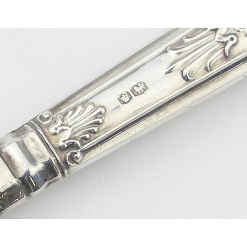 1008 - A boxed set of six silver handled cake forks, marked for Sheffield 1965 by Harrison Brothers, boxed ... 