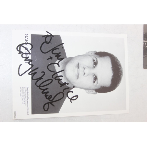 529 - Autographs; Actors - British stage and screen star signed publicity photos to include Joanna Lumley,... 