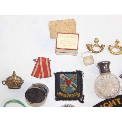 Qty of assorted curios and small interesting items to inc watches, ring ...