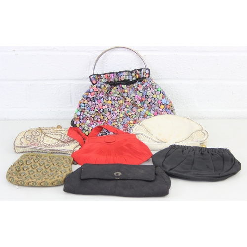 259 - Various vintage evening and clutch bags to include beaded and tapestry examples, the largest 26cm wi... 