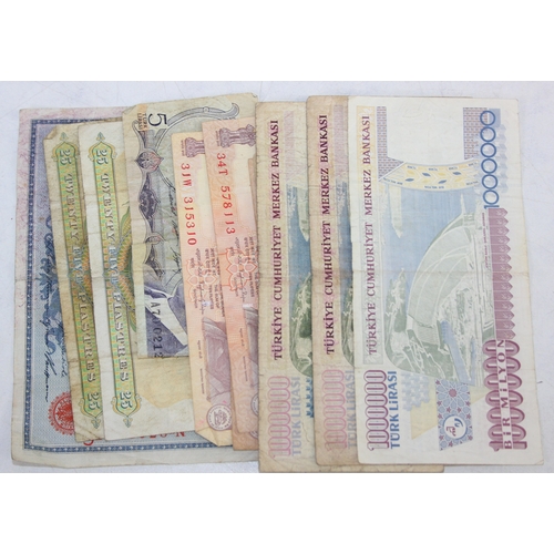 Qty of assorted mixed world banknotes, some WW2 military related notes ...