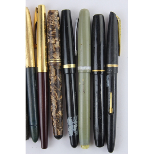 Ten assorted vintage fountain pens all with 14ct gold nibs, examples to ...