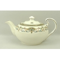 An Aynsley tea service in the 'Henley' pattern, comprising tea pot, milk jug, sugar bowl, cake plate... 