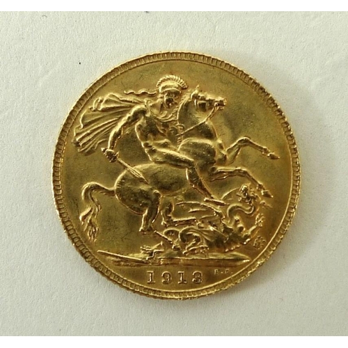 416 - A George IV gold sovereign, 1913.