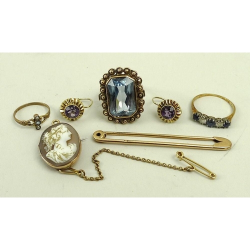 445 - A pair of German amethyst and 585 gold earrings, a gold dress ring with aquamarine bordered by gold ... 