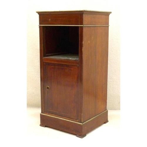 660 - A 19th century mahogany marble topped bedside cabinet with brass fittings, lower shelf over a cupboa... 