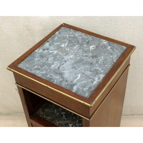 660 - A 19th century mahogany marble topped bedside cabinet with brass fittings, lower shelf over a cupboa... 