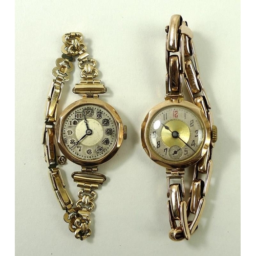 801 - A lady's 9ct gold wristwatch, with Arabic numerals and subsidiary dial, on an expanding bracelet, to... 