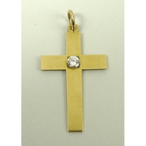 823 - An 18ct gold cross, 3.8g, 4 by 2.5cm, and a now loose 0.25ct diamond.