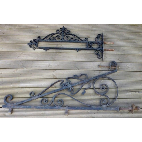 838 - Two cast iron brackets, for pub / advertising signs, mid 20th century, larger 162 by 69cm, smaller 1... 