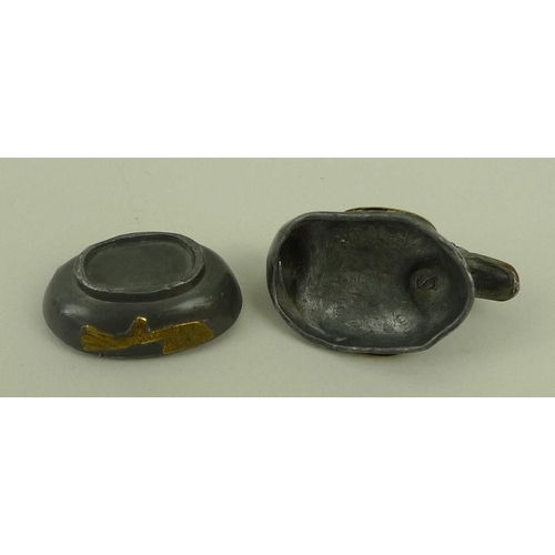 716 - A pewter and yellow metal pill box with lid, in the form of a duck, stamped A and S inside the lid, ... 