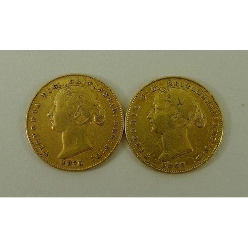 761 - Two Victoria Type II Sydney mint gold sovereigns, young head obverse and Australia with wreath and c... 