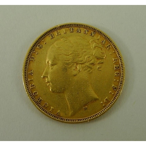 765 - A Victoria, young head, Melbourne mint gold sovereign, 1873.