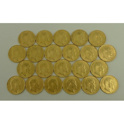 780 - A group of twenty two Edward VII gold sovereigns, comprising three 1903, four 1904, 1905, three 1906... 