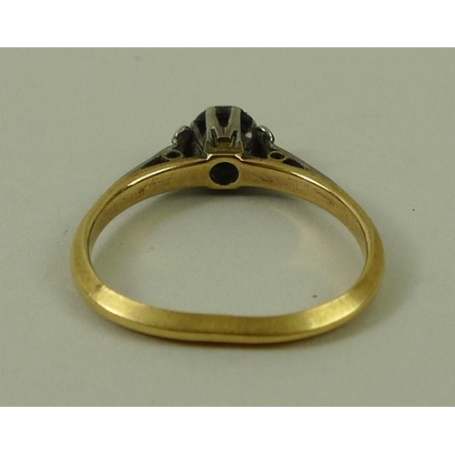 842 - An 18ct gold and diamond solitaire ring, 1930s, the diamond illusion set in platinum, size K, 2.4g.