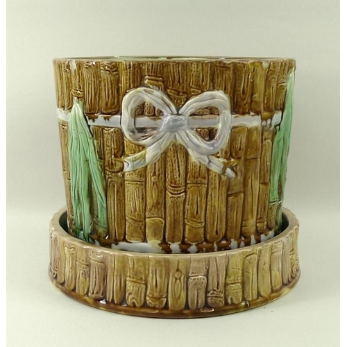 507 - A Majolica planter and matching tray, with bamboo and bow design in low relief, 20 by 18cm, and 22 b... 