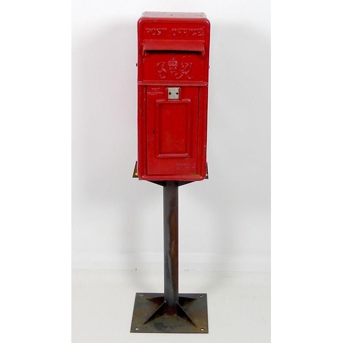 859 - A Royal Mail red painted post box, with slot for collection plate and cast with 'GR' cypher, no key,... 