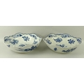 A late 18th century Caughley porcelain bowl, together with a very similar Worcester dish, the Montei... 