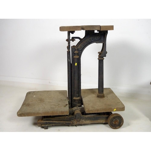 875 - A set of sack / grain scales, W & T Avery Ld, to weigh 3 CWT, wooden with black painted cast iron fr... 