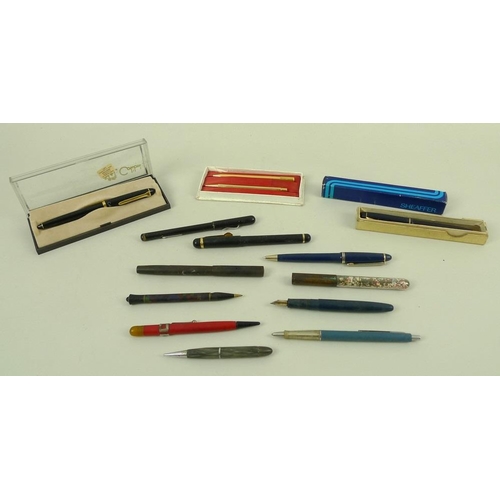 717 - A small collection of vintage pens, including a Myers Wearwite fountain pen, a 'Swan' Minor, Mabie T... 