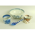 A collection of ceramics, comprising a Lowestoft underglazed cobalt blue bowl decorated with Chinois... 