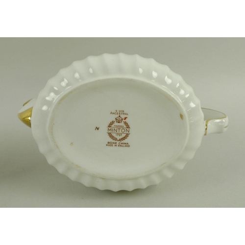 516 - A Minton part dinner set in the Ancestral pattern, comprising 6 dinner plates, 17 smaller plates of ... 