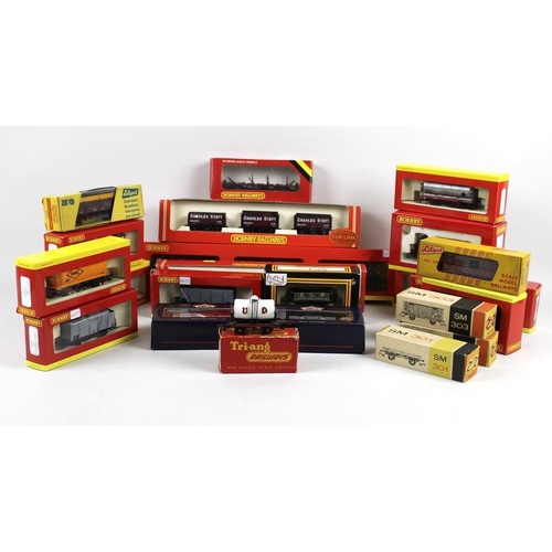 694 - A large collection of OO gauge locomotives, carriages, wagons, track and accessories, mostly Hornby,... 