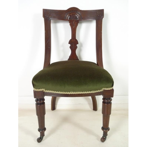 922 - A set of six Victorian Aesthetic mahogany dining chairs, bowed backs with carved decoration, upholst... 