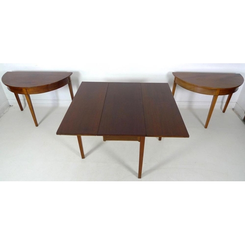 879 - A Georgian with later parts mahogany D-end dining table, central section with drop leaves, plain fri... 