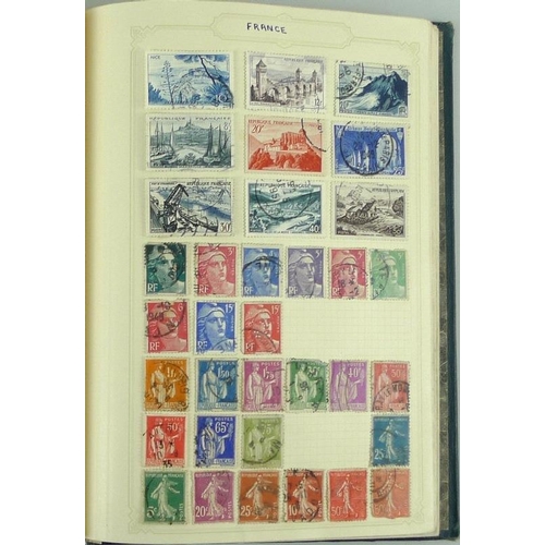 671 - A good collection of World and Commonwealth stamps, dating from late 19th century to mid 20th centur... 