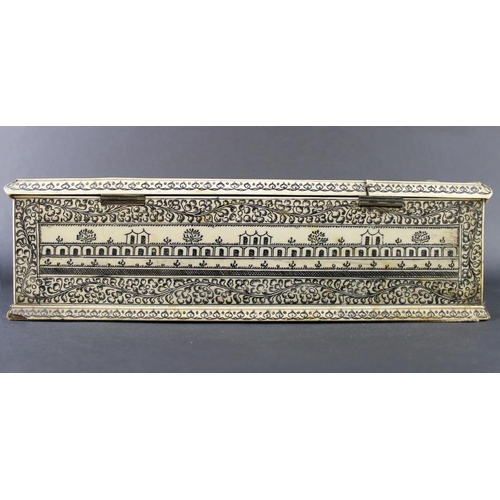 788 - An early 19th century Anglo-Indian Vizagapatam ivory veneered sandalwood box, decorated overall with... 