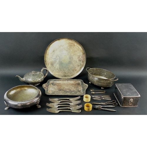 811 - A good collection of silver plate and some Sheffield plate, including two pairs of bottle coasters, ... 