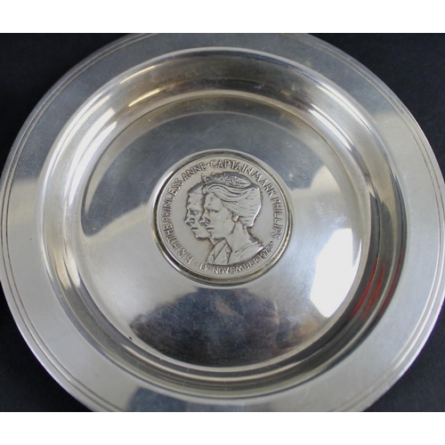 812 - A collection of silver including a pin dish commemorating the marriage of Princess Anne and Mark Phi... 