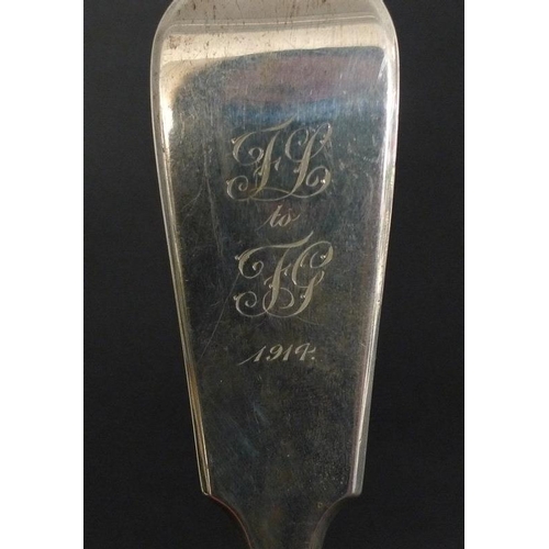 822 - A Victorian fiddle pattern silver ladle, the handle engraved FL to FG 1914, Exeter 1854, John Stone,... 