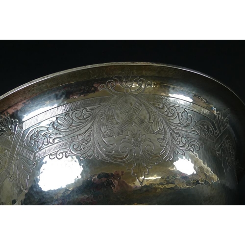 829 - An American silver bowl, by Gorham Manufacturing Company, early 20th century, with hammered texture ... 