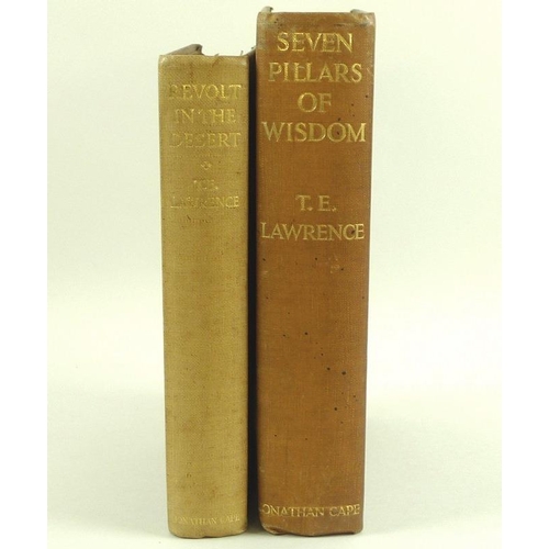 670 - The Seven Pillars of Wisdom: T. E. Lawrence, published by Jonathan Cape 1935, cloth bound with gilt ... 